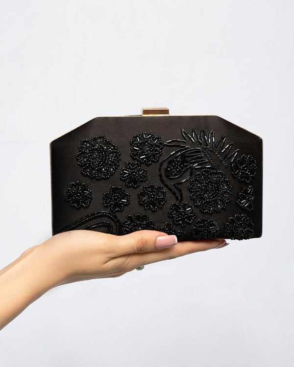 Black Clutch with Black Handwork_BLACK