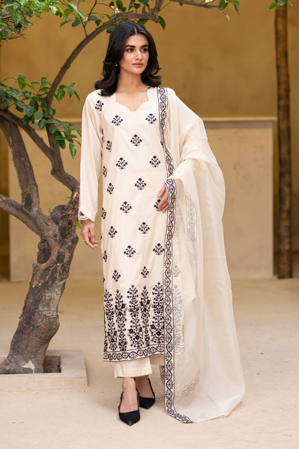 Lamara by Maan Official Stitched 3 Piece Lawn Collection'2025-Inara