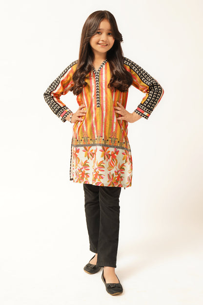 01 PCS Digital Printed Kurti SKU: WRTW-004