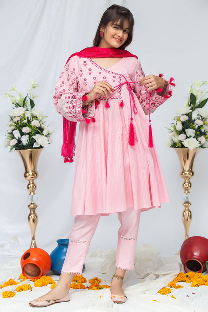 3PCS Jacquard Suit Shirt, Dupatta & Cotton Trouser SKU: EMB-027