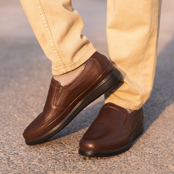 Turkish-Built Grainy Leather Shoes in Dark Brown