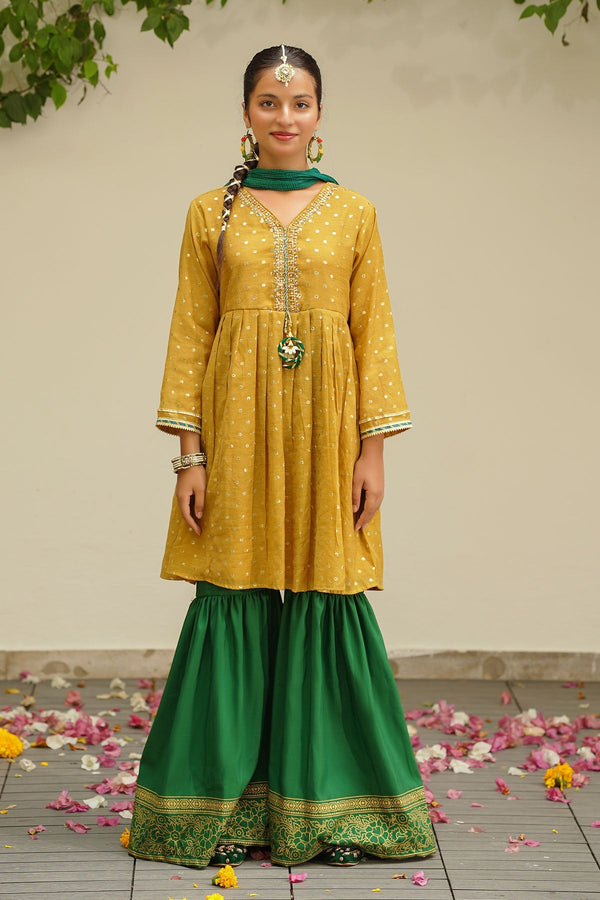 Ochre Clothing Slub Manar Hand Adda Work 3 Pc Suit Collection'2025-MHD-08