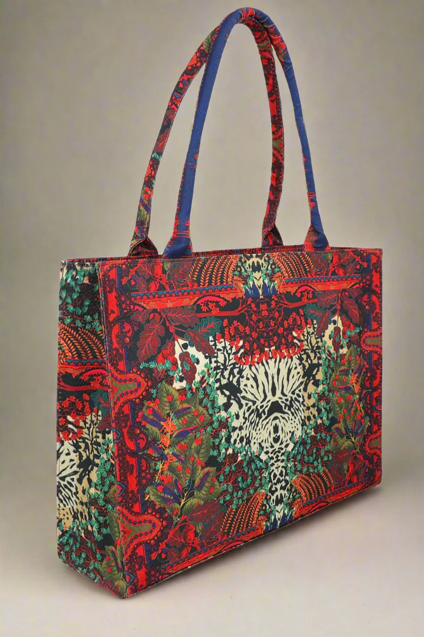 Shop Canvas Strap Bag for Daily Use in Pakistan

