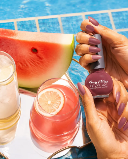 nail-enamel-sugar-pink-209